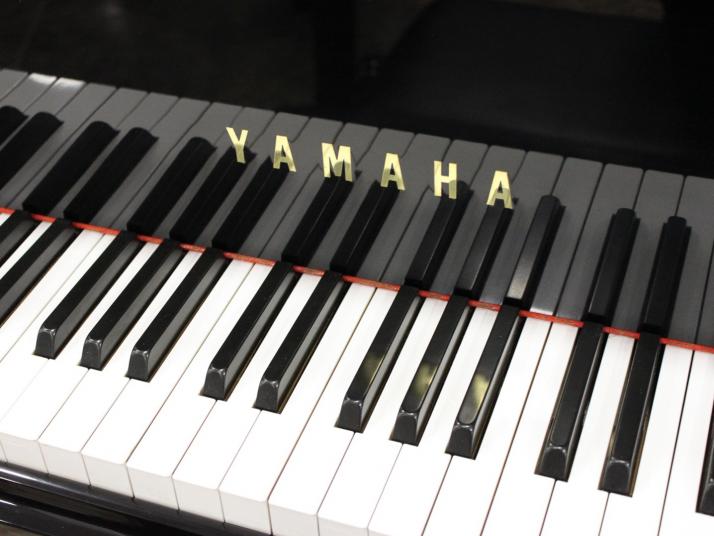 Yamaha C2. Nº serie superior a 6.000.000